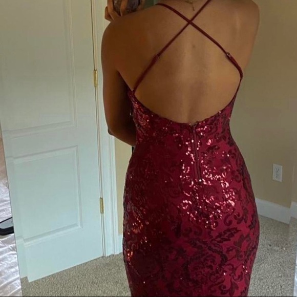 Red Sequence FashionNova Maxi Dress. In perfect condition. Size Small - Picture 2 of 3